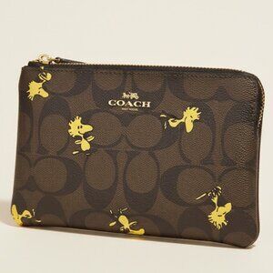 Coach Peanuts Wristlet NWT